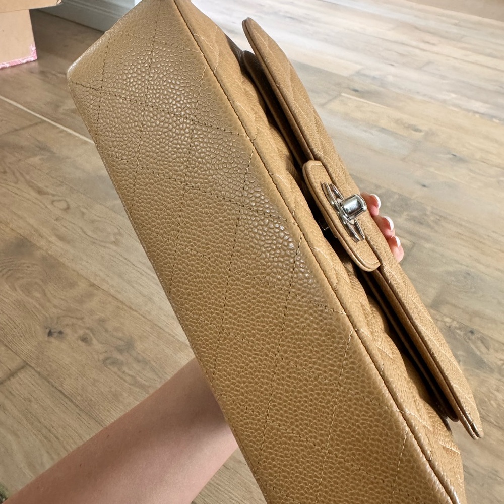 CHANEL Classic Medium Double Flap Caramel - Picture 6 of 12